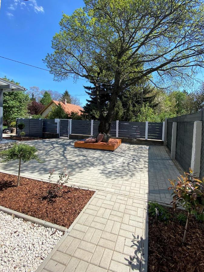 Otium Wellness Apartmanhaz Balatonakarattya Exteriör bild
