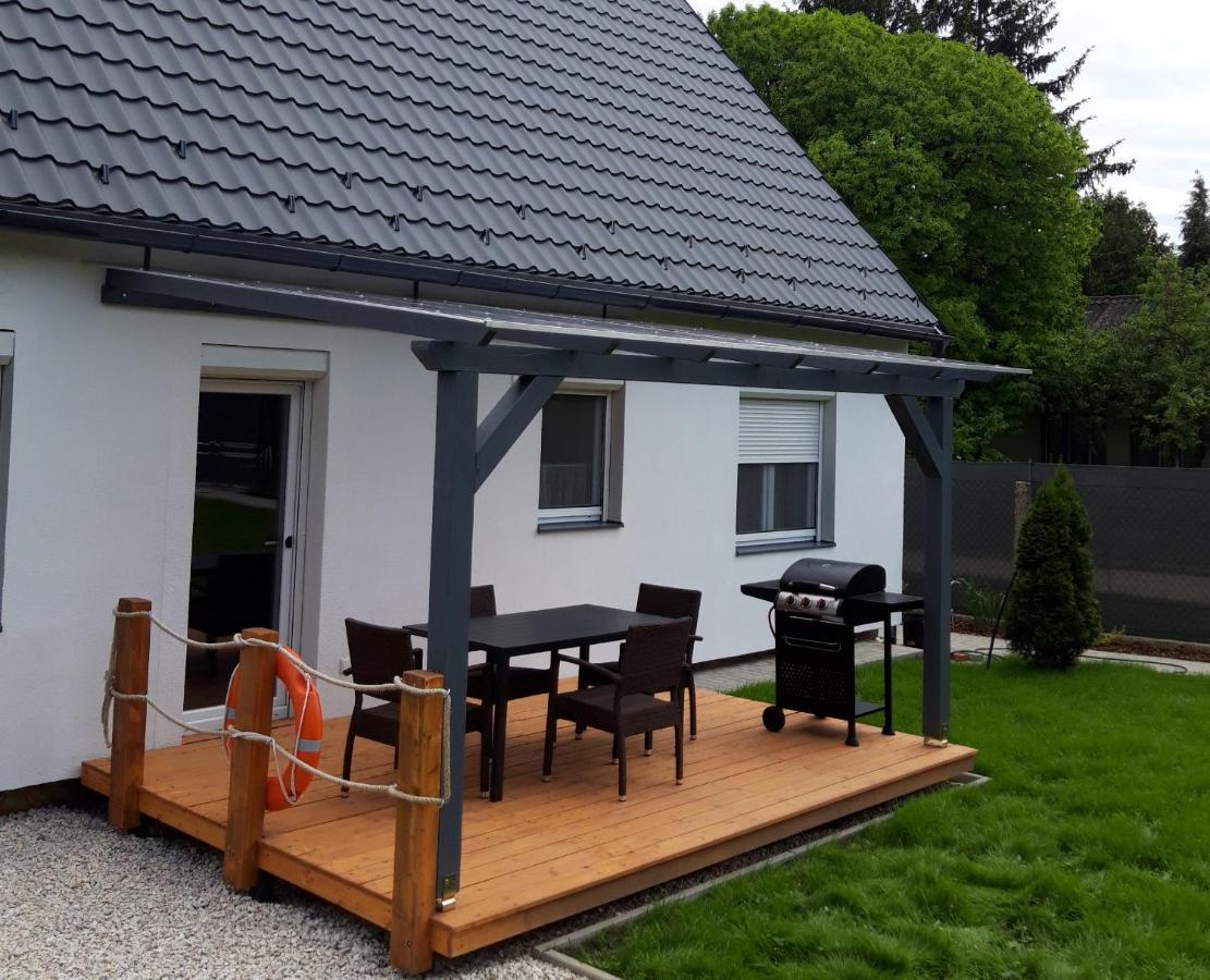 Otium Wellness Apartmanhaz Balatonakarattya Exteriör bild