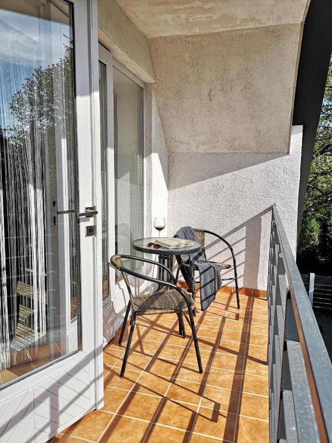 Otium Wellness Apartmanhaz Balatonakarattya Exteriör bild