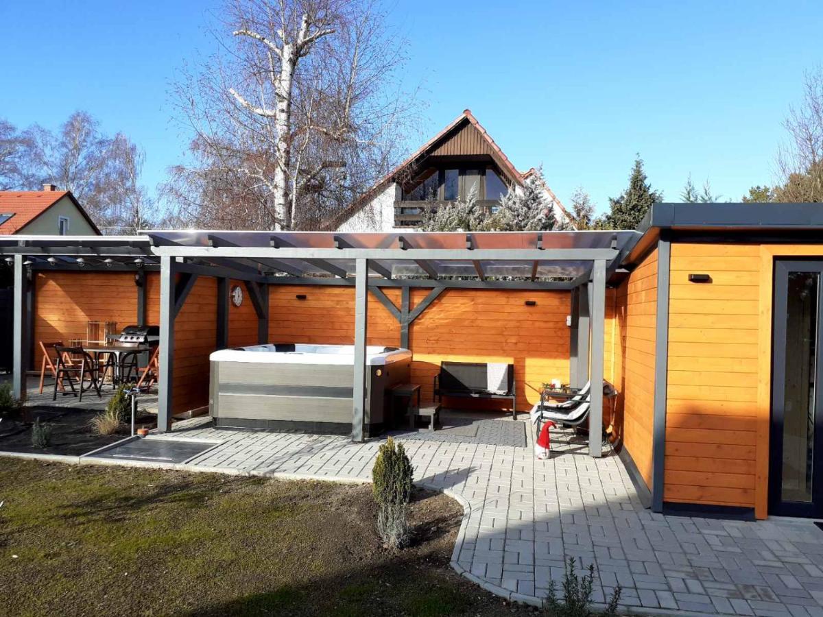 Otium Wellness Apartmanhaz Balatonakarattya Exteriör bild