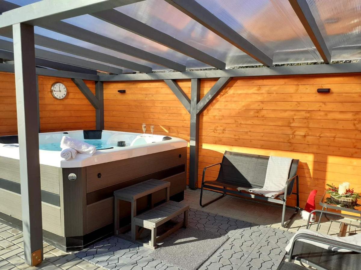 Otium Wellness Apartmanhaz Balatonakarattya Exteriör bild